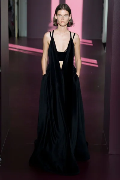 Look 46